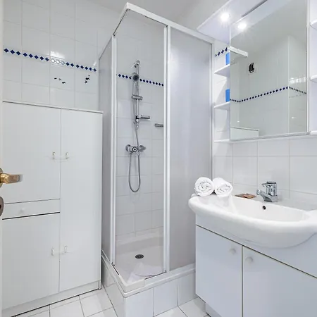 Queen Garden - Happy Apartman Menton