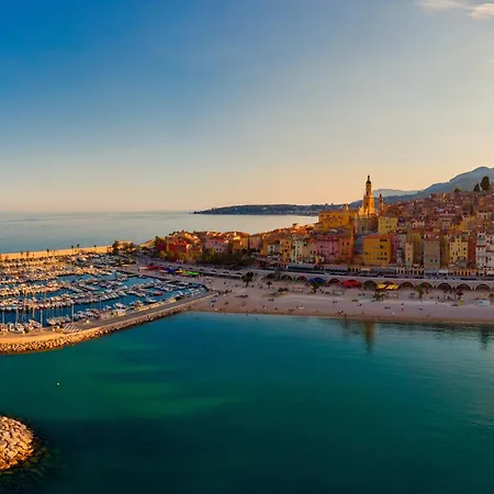 Queen Garden - Happy